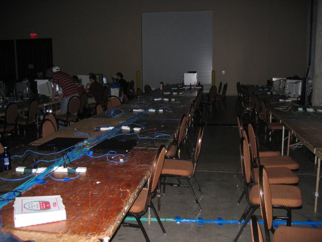 Saturday afternoon and there are plenty of seats in the BYOC. (qc053040.jpg, 640w x 480h )