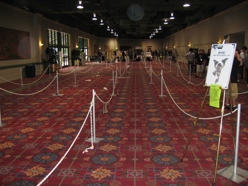 By noon on Thursday, all the pre-registered attendees had been admitted into the BYOC. (qc071001.jpg, 800w x 600h )