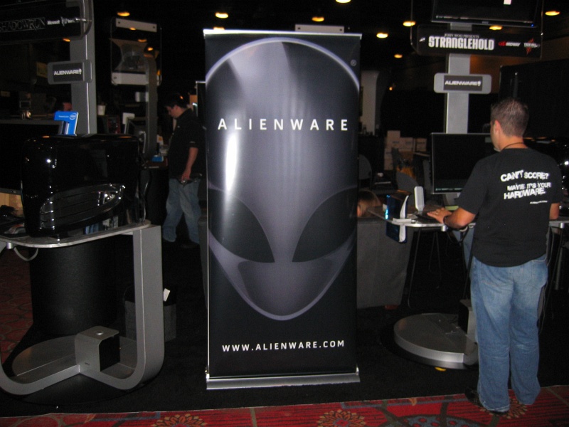 Alienware had a number of systems on display. (qc071034.jpg, 800w x 600h )