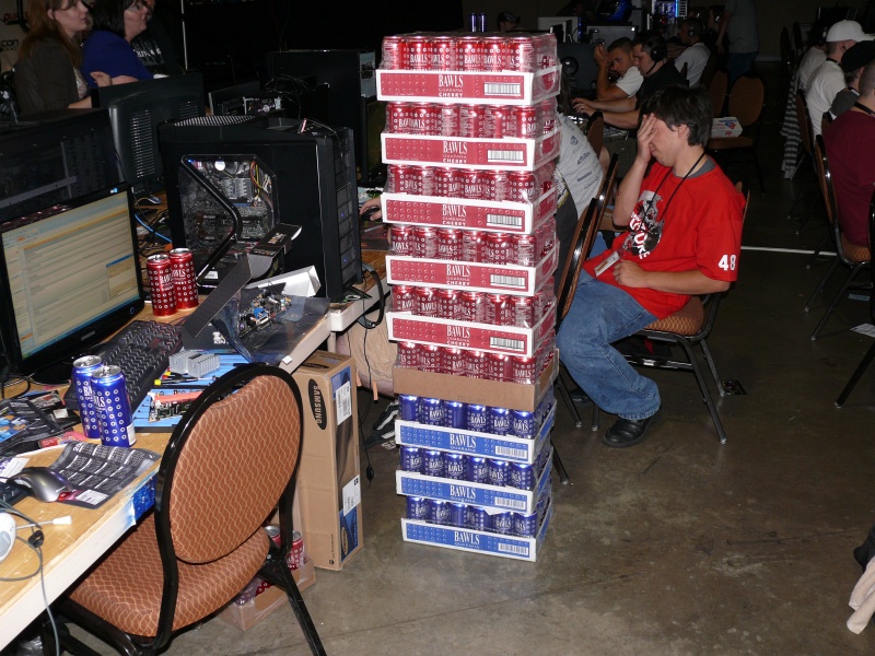 This guy is ready for a long night of gaming (qc090108.jpg, 800w x 600h )